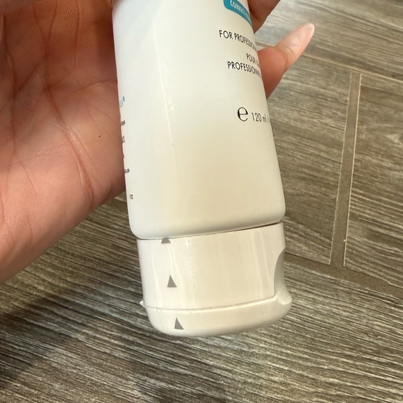 Skinceuticals AGE Interrupter Advanced 120ml- PRO size - Picture 11 of 13